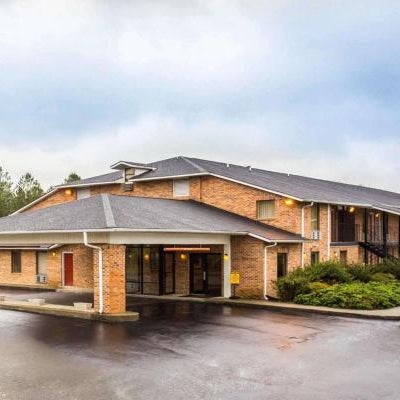 Econo Lodge Inn & Suites Lugoff Thumbnail