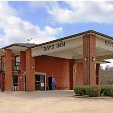 Days Inn by Wyndham Childersburg Thumbnail