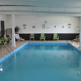Days Inn & Suites by Wyndham Bridgeport - Clarksburg Thumbnail