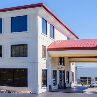Days Inn by Wyndham Dalton Thumbnail