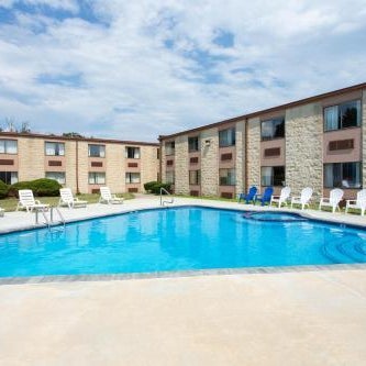 Days Inn by Wyndham Hillsborough Thumbnail