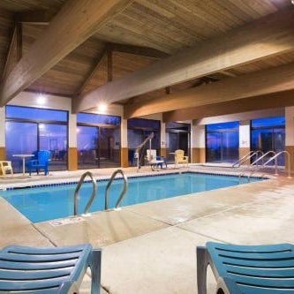Days Inn by Wyndham Johnson Creek Thumbnail