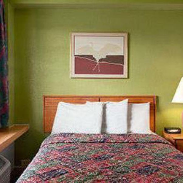 Days Inn by Wyndham West Memphis Thumbnail
