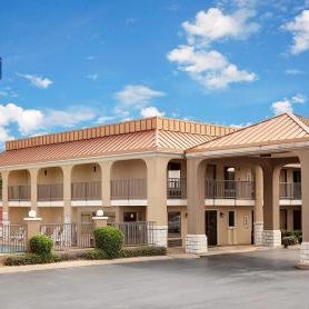 Quality Inn & Suites Thumbnail