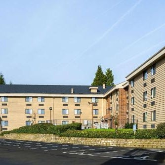 Quality Inn & Suites Clackamas - Portland Thumbnail