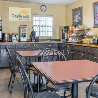 Days Inn by Wyndham Clayton Thumbnail