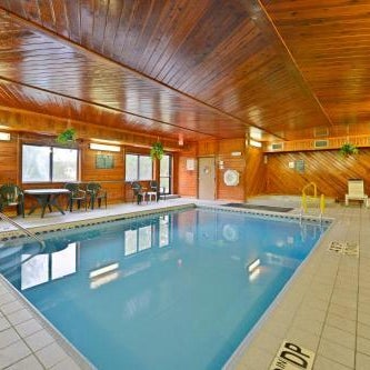 Days Inn by Wyndham Topeka Thumbnail