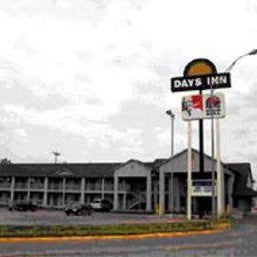 Days Inn by Wyndham Wagoner Thumbnail