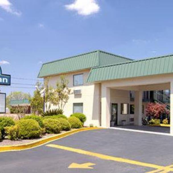 Days Inn by Wyndham Blakely Thumbnail