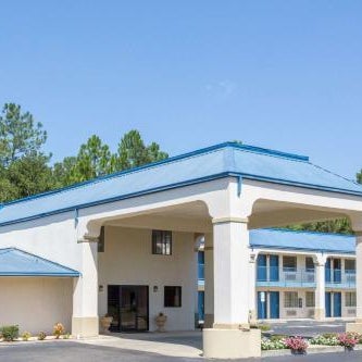 Days Inn by Wyndham Picayune Thumbnail