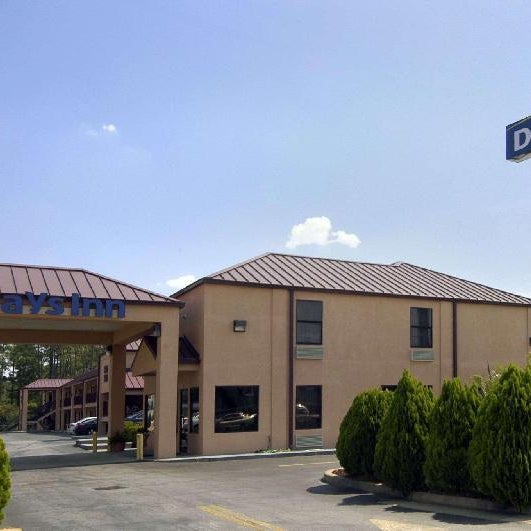 Days Inn by Wyndham Bainbridge Thumbnail