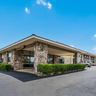 Quality Inn & Suites Hot Springs-Lake Hamilton Thumbnail
