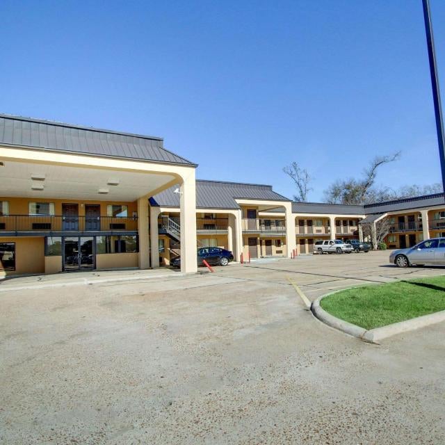 Econo Lodge Pearl Thumbnail