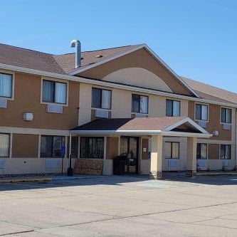 Travelodge by Wyndham Fargo West Acres Thumbnail