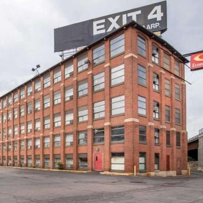 Econo Lodge Manchester Thumbnail