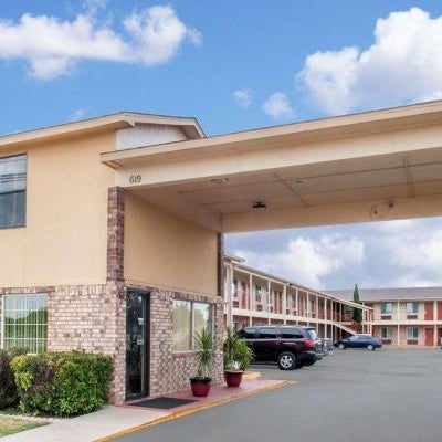 Econo Lodge Hobbs Thumbnail