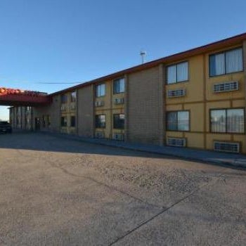 Econo Inn and suites