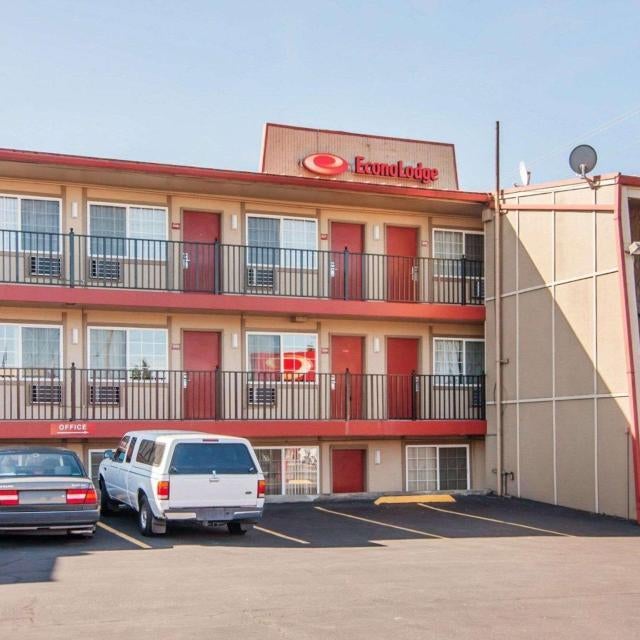 Motel 6 Portland OR Southeast Thumbnail