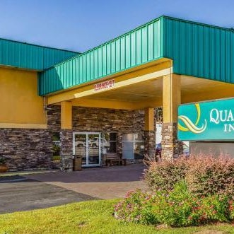 Quality Inn Charleston Gateway Thumbnail