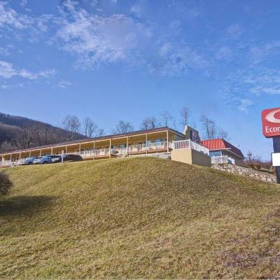 Econo Lodge Near Bluefield College Thumbnail