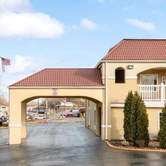 Econo Lodge Huntington - Barboursville University Area Thumbnail