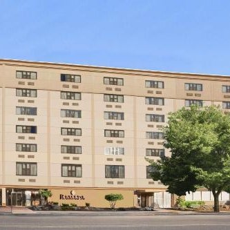 Ramada by Wyndham East Orange Thumbnail