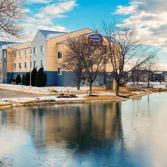 Comfort Inn & Suites Olathe - Kansas City Thumbnail