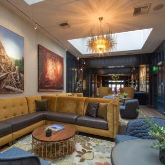 Hotel Lucia Thumbnail