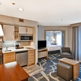 Homewood Suites By Hilton Hartford/Windsor Locks Thumbnail