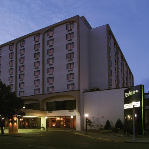 Radisson Hotel Bismarck Thumbnail