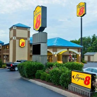 Super 8 by Wyndham Franklin Hwy 31 Thumbnail