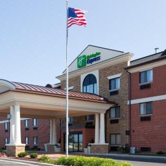 Holiday Inn Express Sheboygan-Kohler / I-43 By IHG Thumbnail