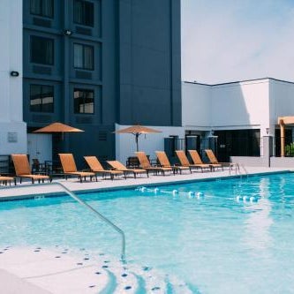 Courtyard by Marriott Gulfport Beachfront Thumbnail