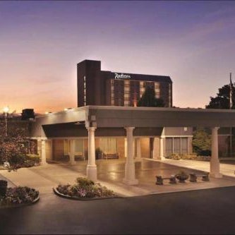 Radisson Hotel Louisville North Thumbnail