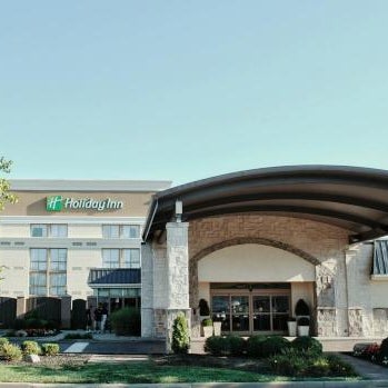 Holiday Inn Cincinnati-Riverfront By IHG Thumbnail