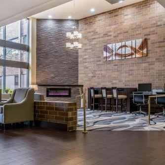 Quality Inn & Suites Mall Of America - Msp Airport Thumbnail