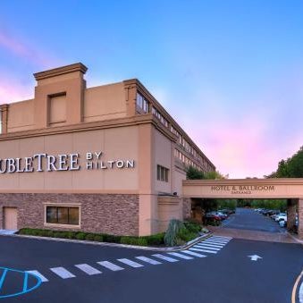 Doubletree By Hilton Tinton Falls Eatontown Thumbnail