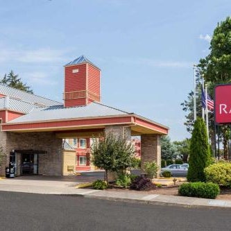 Ramada by Wyndham Portland Thumbnail