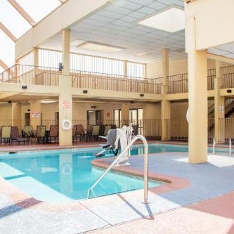 Clarion Hotel Broken Arrow - Tulsa Thumbnail