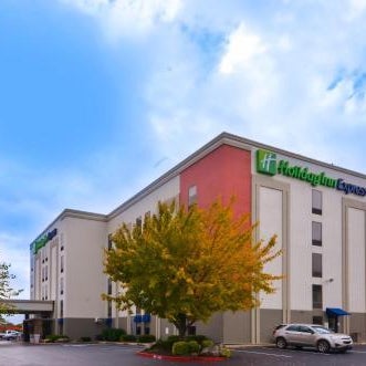 Holiday Inn Express & Suites Fayetteville University of Arkansas Area By IHG Thumbnail