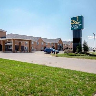 Quality Inn Huron Thumbnail