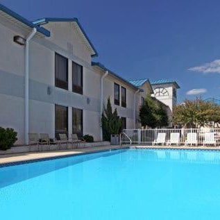 Country Inn & Suites by Radisson, Bryant (Little Rock), AR Thumbnail