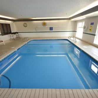 Days Inn & Suites by Wyndham Airport Albuquerque Thumbnail