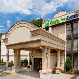 Holiday Inn Express Southington Thumbnail