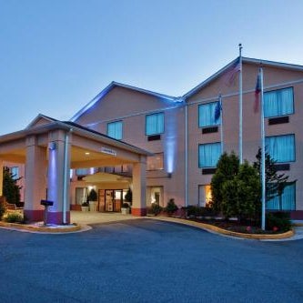 Holiday Inn Express Hotel & Suites Hiawassee By IHG Thumbnail
