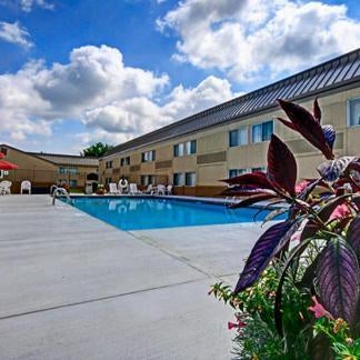 Best Western Plus Bridgeport Inn Thumbnail