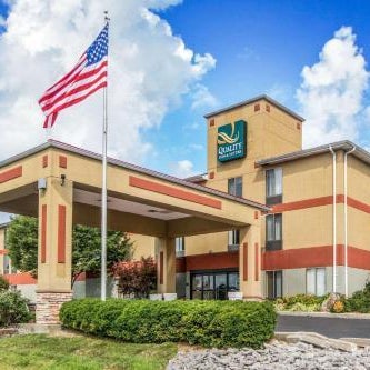 Quality Inn & Suites Lawrenceburg Thumbnail