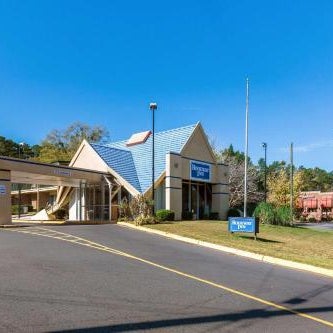 Super 8 by Wyndham Macon GA Thumbnail