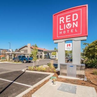 Red Lion Hotel Portland Airport Thumbnail