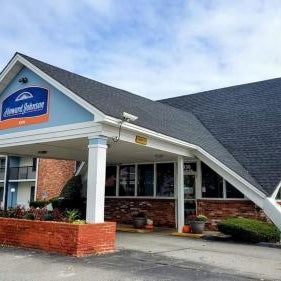 Howard Johnson by Wyndham Bangor Thumbnail